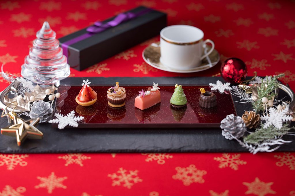 数量限定販売 小菓子５種の詰め合わせ Degustation De Noel 販売のご案内 Topics Joel Robuchon ジョエル ロブション